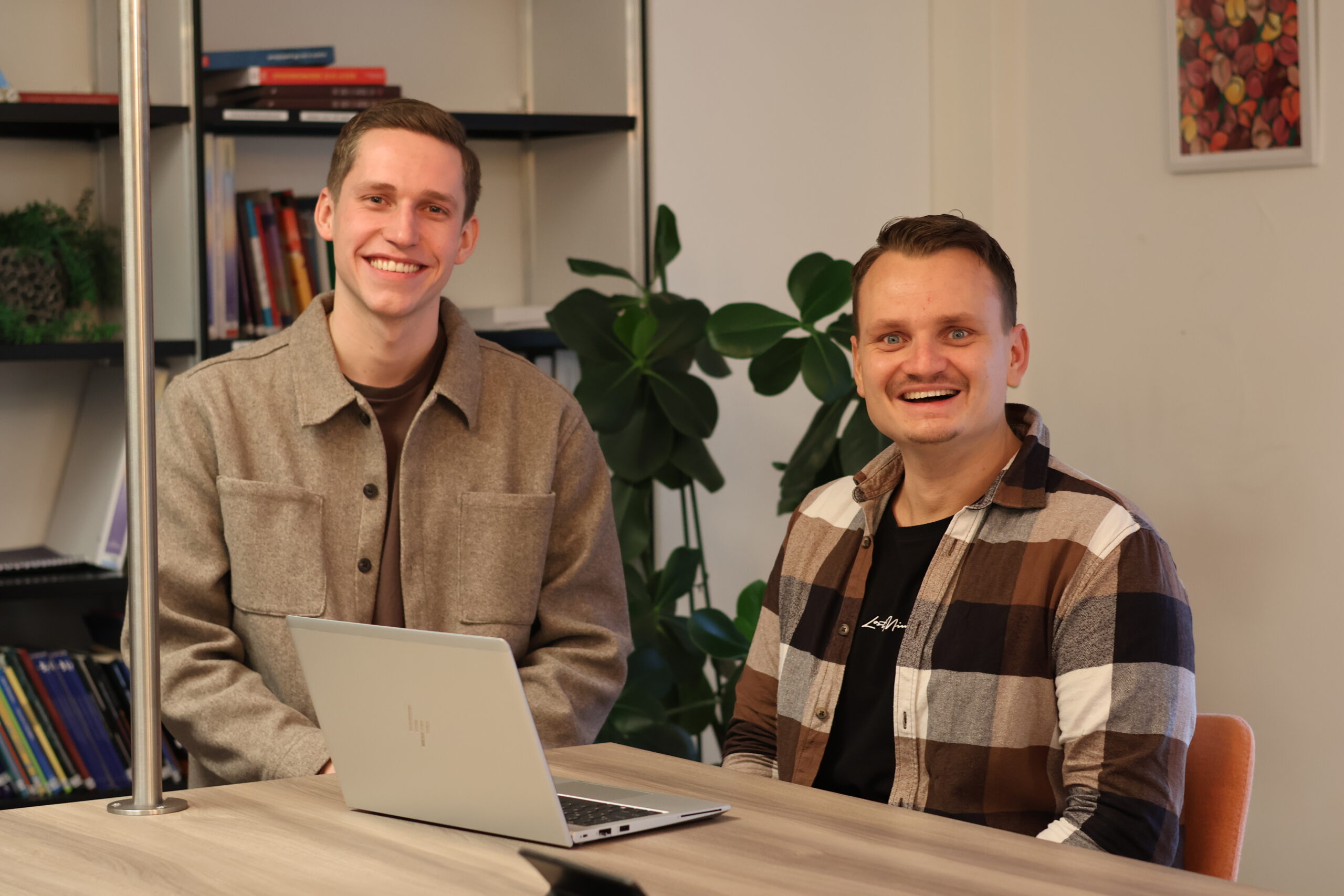 Nils en Jelle-Yde over hun stap naar manager in opleiding bij Careander